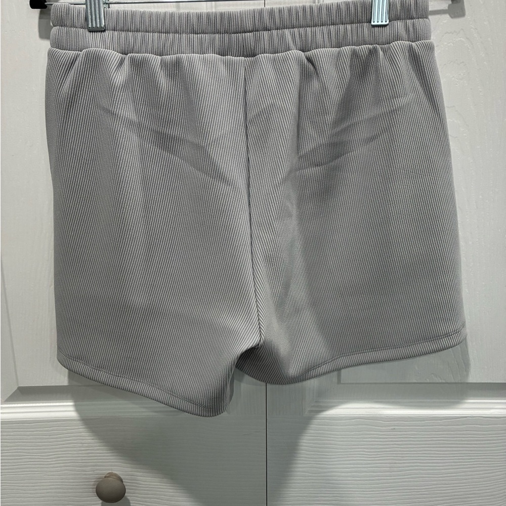Zenana Light Gray Ribbed Short Set. NWOT - Picture 6 of 7